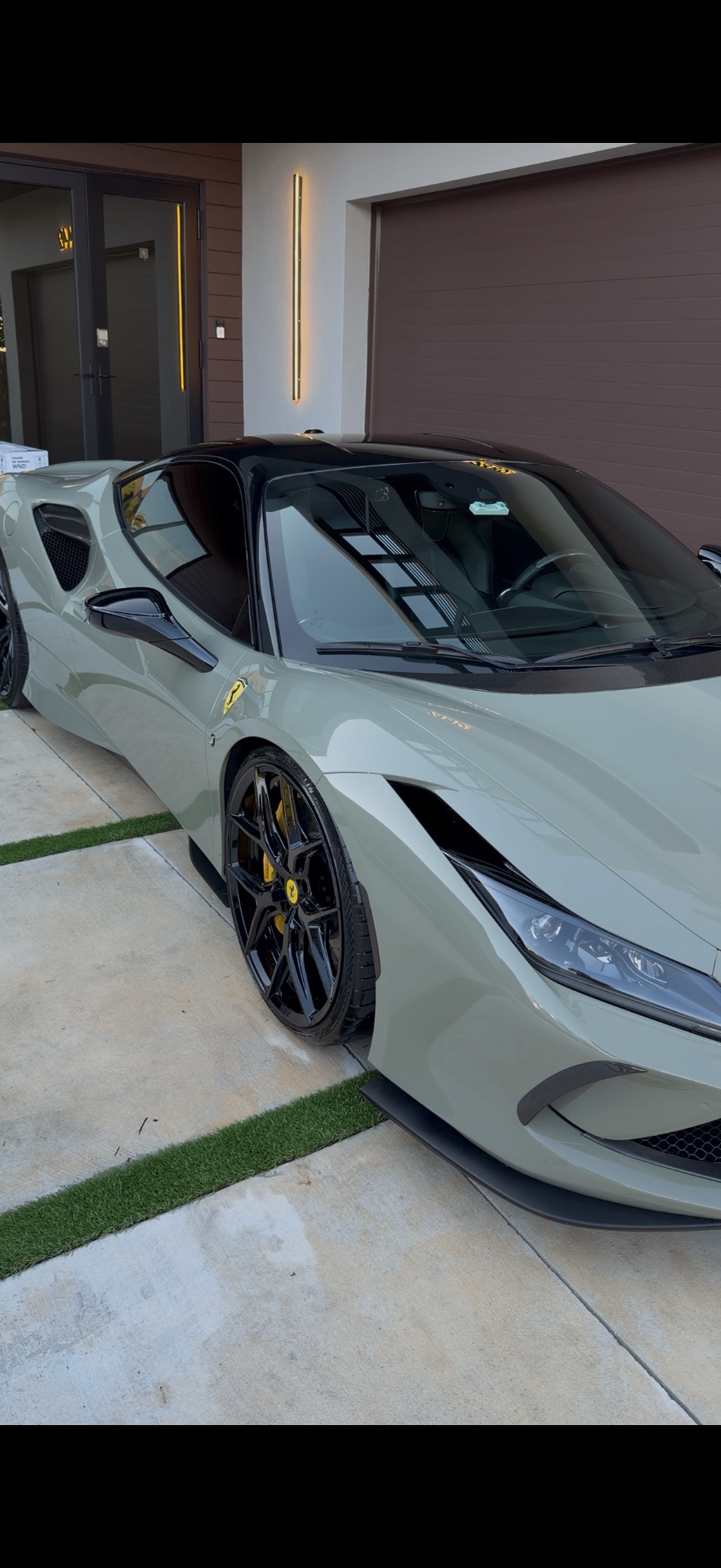 Ferrari F8